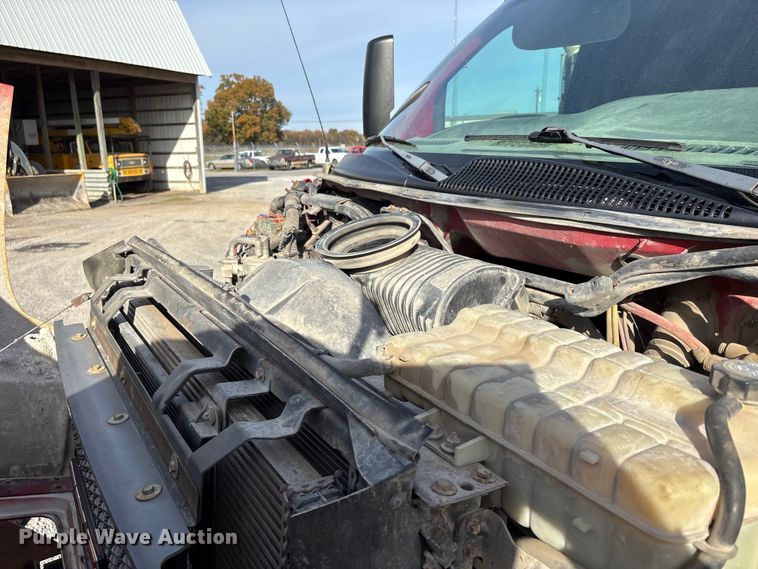 image for item DW7270 2003 GMC C8500 dump truck