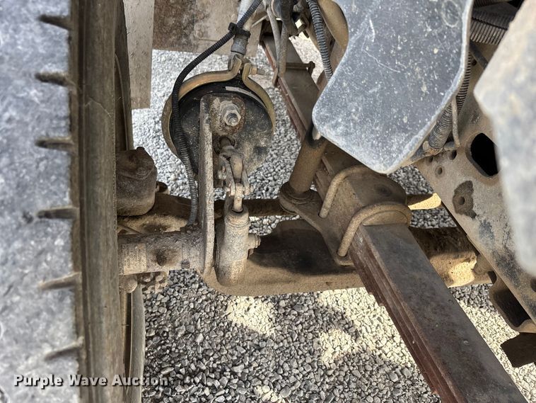 image for item DW7270 2003 GMC C8500 dump truck