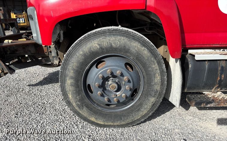 image for item DW7270 2003 GMC C8500 dump truck