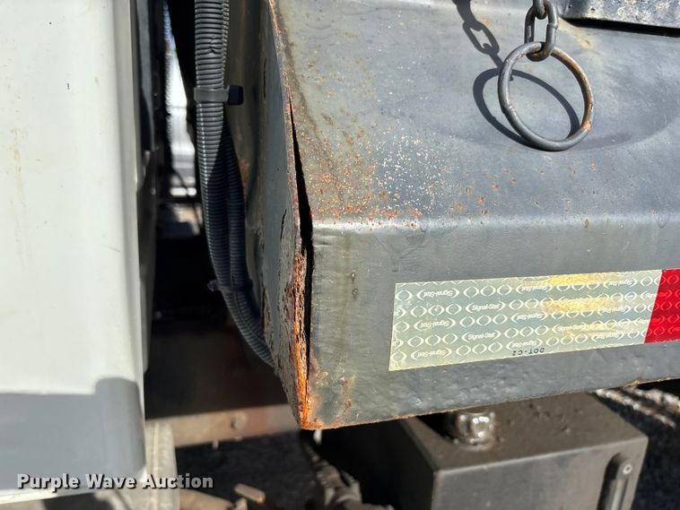 image for item DW7271 2013 International WorkStar 7300 dump truck