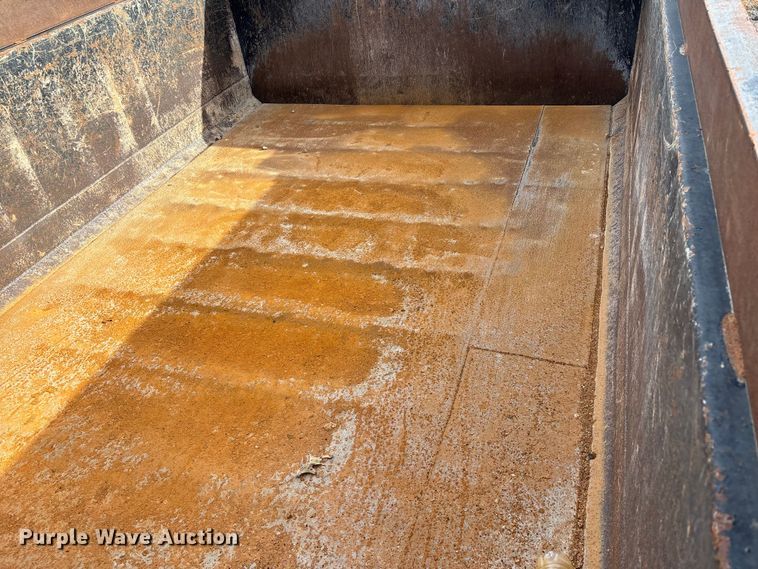 image for item DW7271 2013 International WorkStar 7300 dump truck