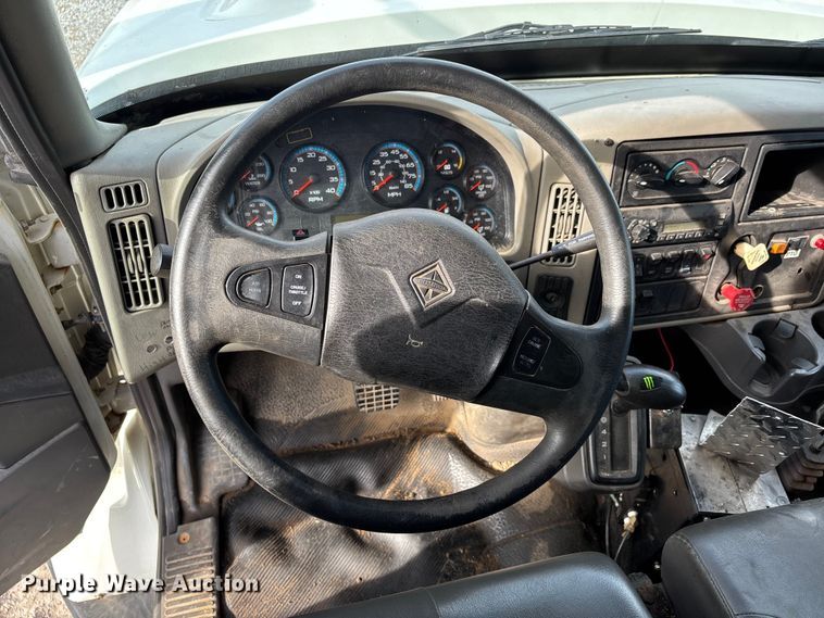 image for item DW7271 2013 International WorkStar 7300 dump truck