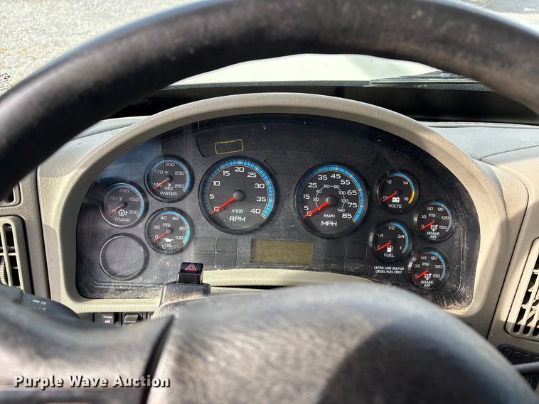 image for item DW7271 2013 International WorkStar 7300 dump truck