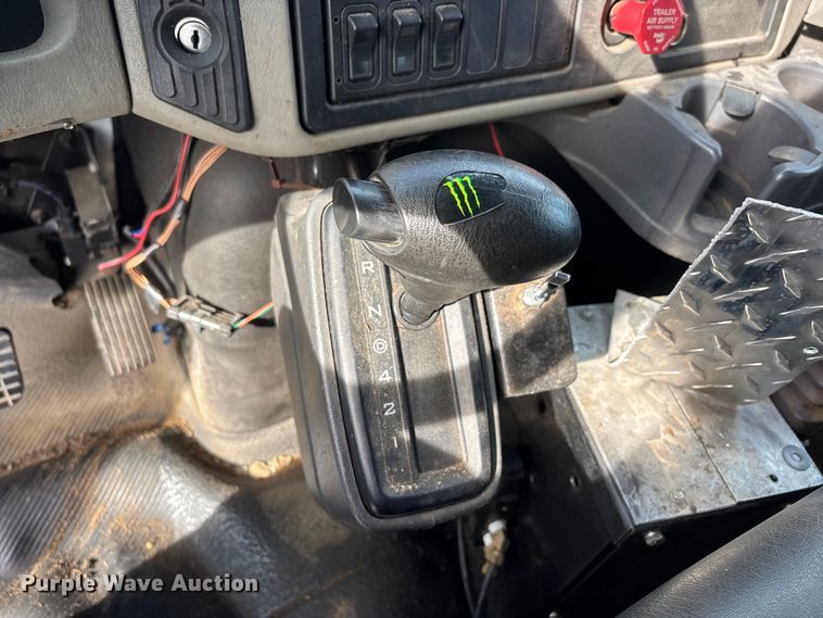 image for item DW7271 2013 International WorkStar 7300 dump truck