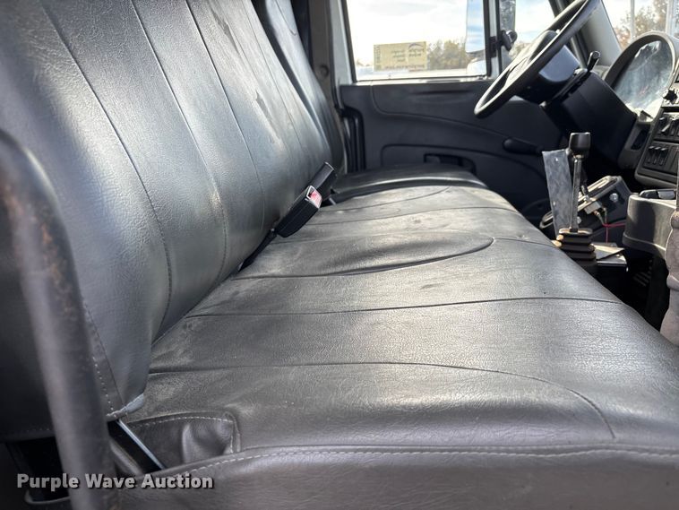 image for item DW7271 2013 International WorkStar 7300 dump truck