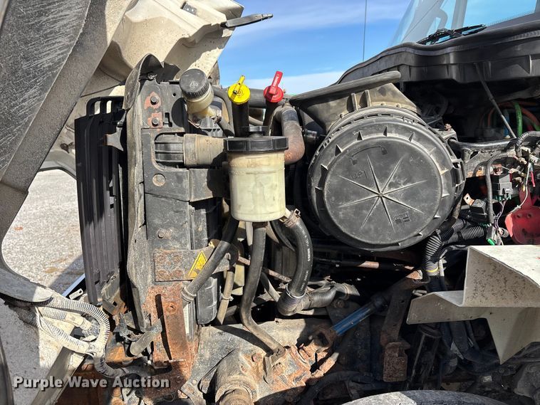 image for item DW7271 2013 International WorkStar 7300 dump truck