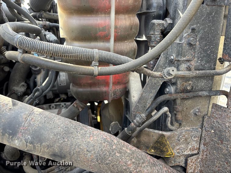 image for item DW7271 2013 International WorkStar 7300 dump truck