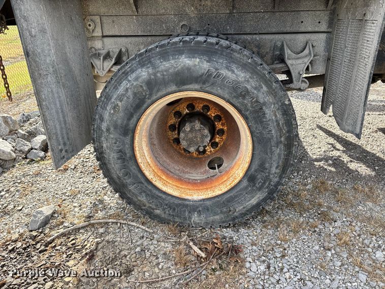 image for item DW7271 2013 International WorkStar 7300 dump truck