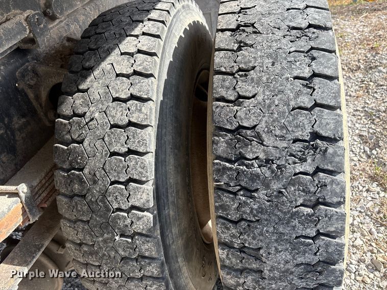 image for item DW7271 2013 International WorkStar 7300 dump truck