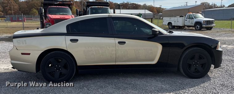 image for item DW7272 2011 Dodge Charger Police 