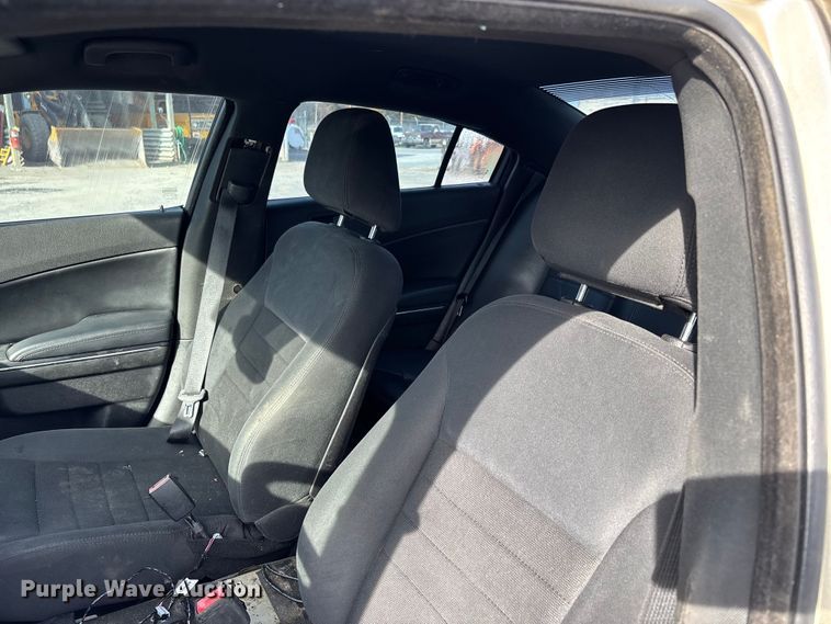 image for item DW7272 2011 Dodge Charger Police 