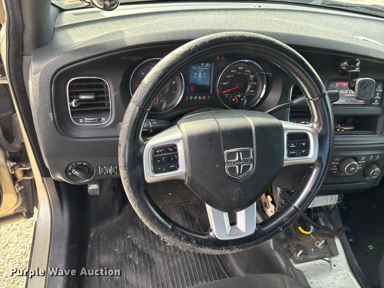 image for item DW7272 2011 Dodge Charger Police 