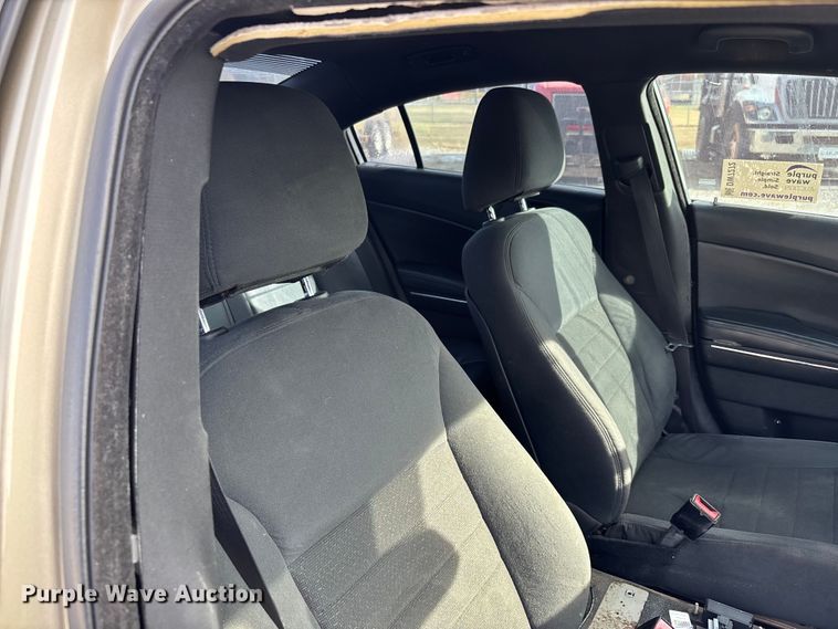 image for item DW7272 2011 Dodge Charger Police 