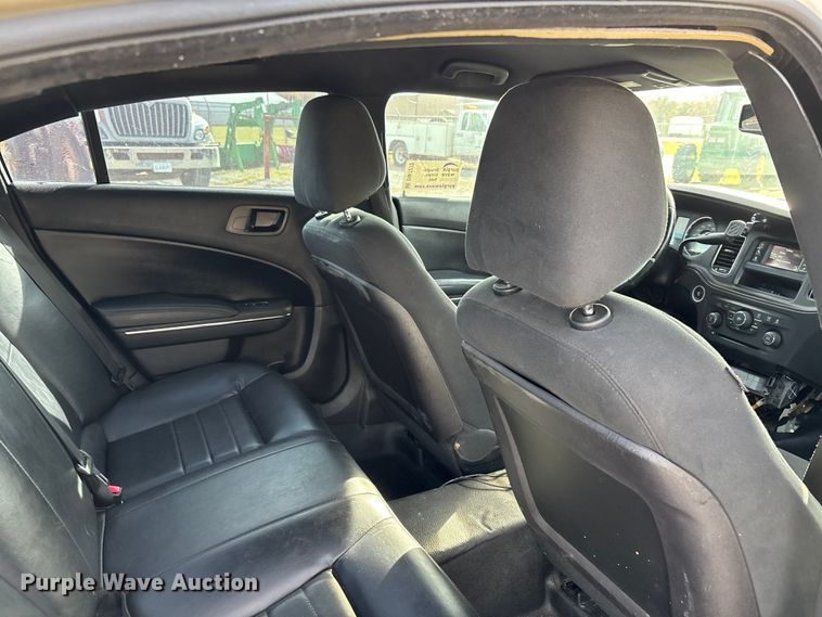 image for item DW7272 2011 Dodge Charger Police 