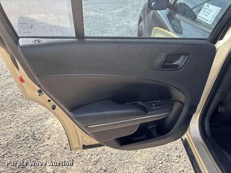 image for item DW7272 2011 Dodge Charger Police 