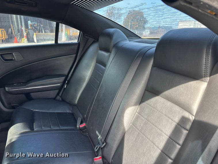 image for item DW7272 2011 Dodge Charger Police 