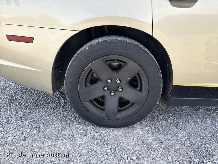 image for item DW7272 2011 Dodge Charger Police 