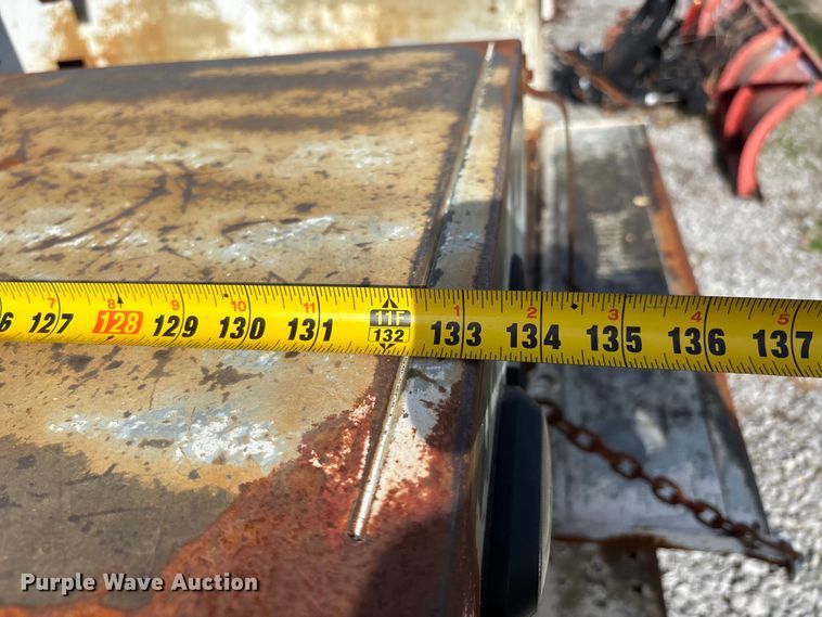 image for item DW7273 2001 Chevrolet Silverado 3500 utility bed pickup truck