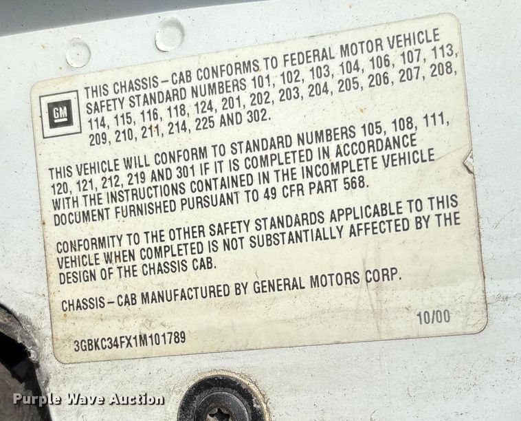 image for item DW7273 2001 Chevrolet Silverado 3500 utility bed pickup truck