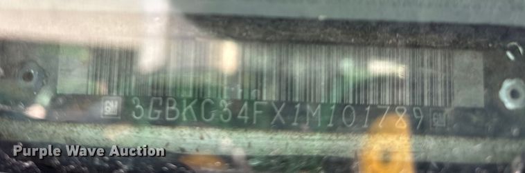 image for item DW7273 2001 Chevrolet Silverado 3500 utility bed pickup truck