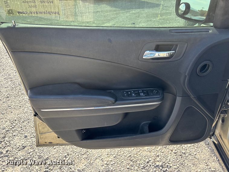 image for item DW7274 2011 Dodge Charger Police 