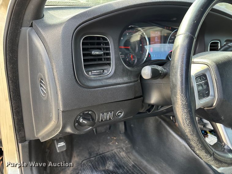 image for item DW7274 2011 Dodge Charger Police 