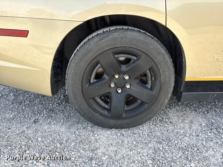 image for item DW7274 2011 Dodge Charger Police 