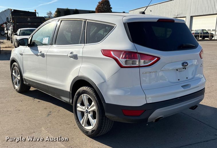 image for item DW7281 2015 Ford Escape SE SUV