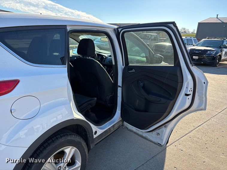 image for item DW7281 2015 Ford Escape SE SUV