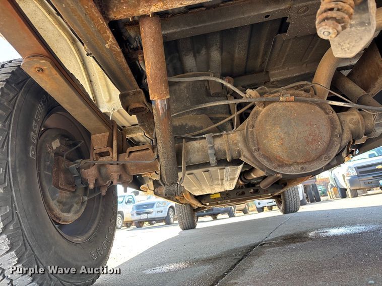 image for item DW7282 2006 Chevrolet Silverado 1500 Ext. Cab pickup truck