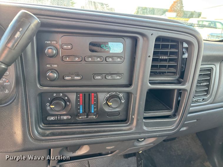 image for item DW7282 2006 Chevrolet Silverado 1500 Ext. Cab pickup truck