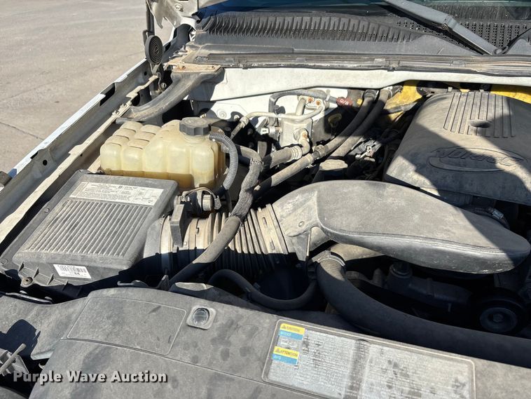 image for item DW7282 2006 Chevrolet Silverado 1500 Ext. Cab pickup truck