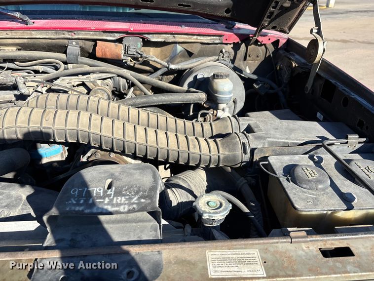 image for item DW7283 1993 Ford F350 XL Crew Cab pickup truck