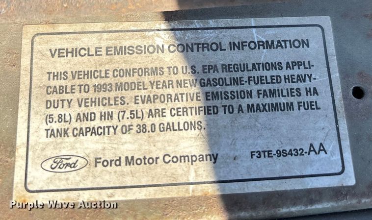 image for item DW7283 1993 Ford F350 XL Crew Cab pickup truck