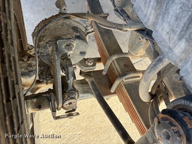 image for item DW7284 2005 International 7400 dump truck