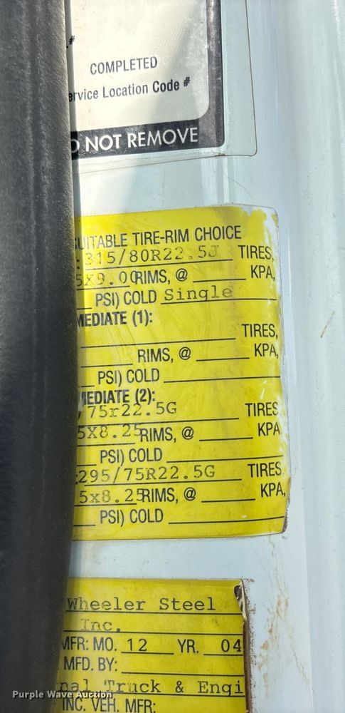 image for item DW7284 2005 International 7400 dump truck