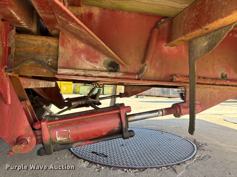 image for item DW7285 2013 Red Rhino tilt deck equipment trailer