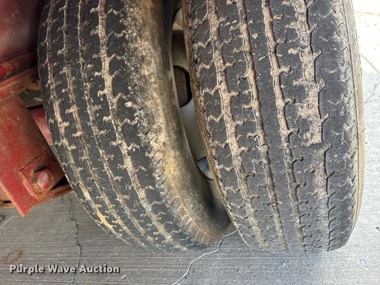 image for item DW7285 2013 Red Rhino tilt deck equipment trailer