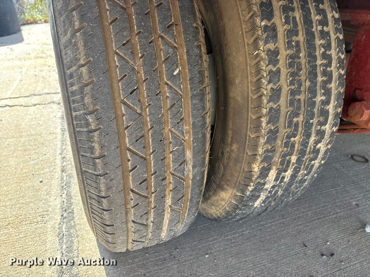 image for item DW7285 2013 Red Rhino tilt deck equipment trailer