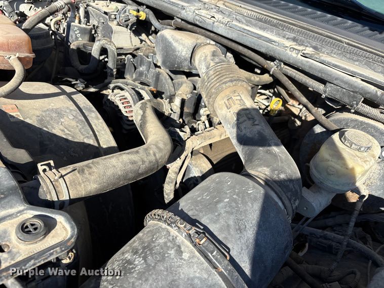 image for item DW7286 2003 Ford F250 Super Duty XL pickup truck