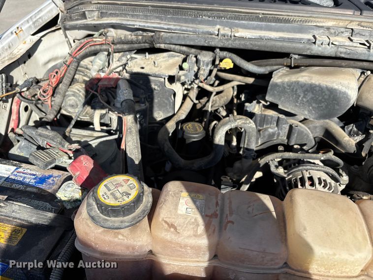 image for item DW7286 2003 Ford F250 Super Duty XL pickup truck