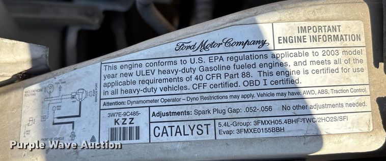 image for item DW7286 2003 Ford F250 Super Duty XL pickup truck