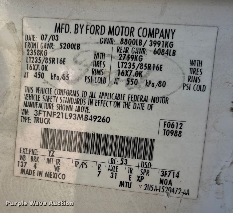 image for item DW7286 2003 Ford F250 Super Duty XL pickup truck