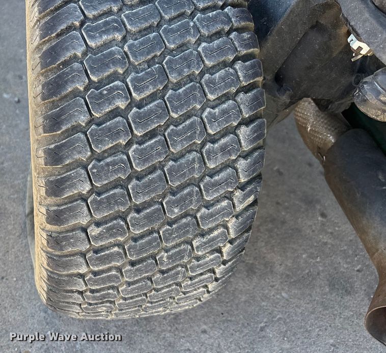 image for item DW7289 John Deere 1570 Terraincut ZTR lawn mower