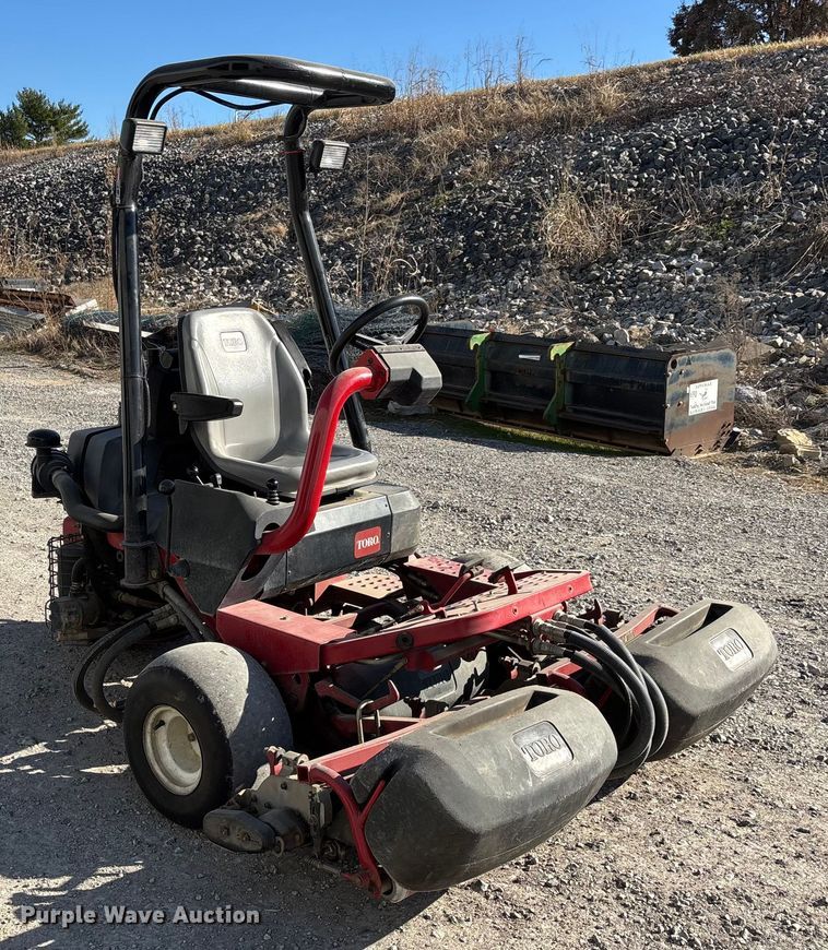 image for item DW7290 Toro DM850D reel mower