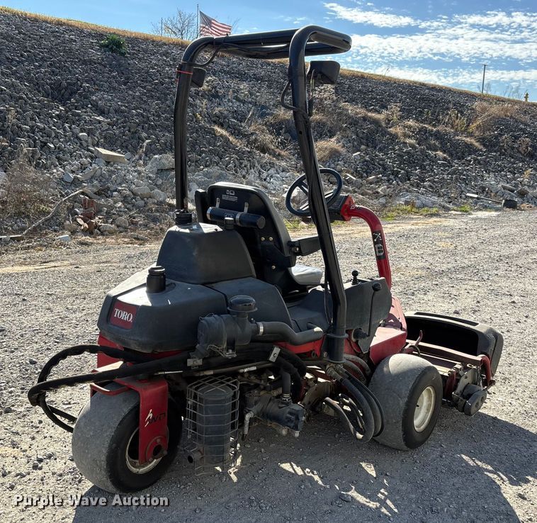 image for item DW7290 Toro DM850D reel mower