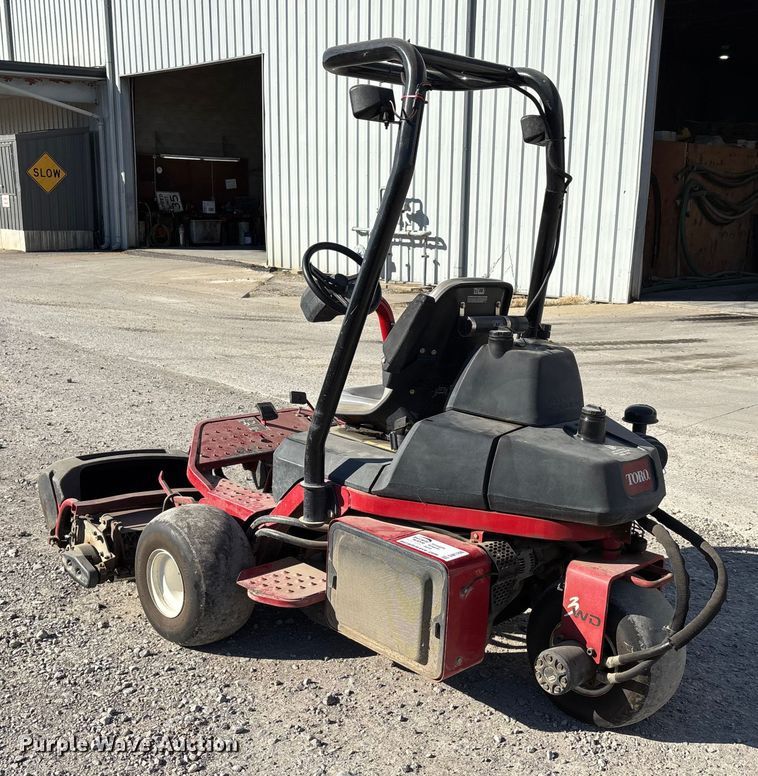 image for item DW7290 Toro DM850D reel mower