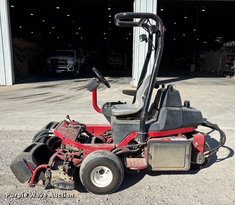 image for item DW7290 Toro DM850D reel mower