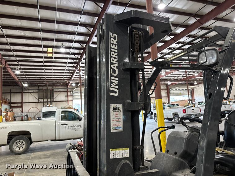 image for item DW7292 Uni Carrier MPL02A25LV forklift