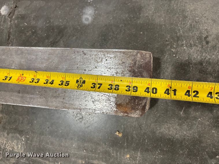 image for item DW7292 Uni Carrier MPL02A25LV forklift